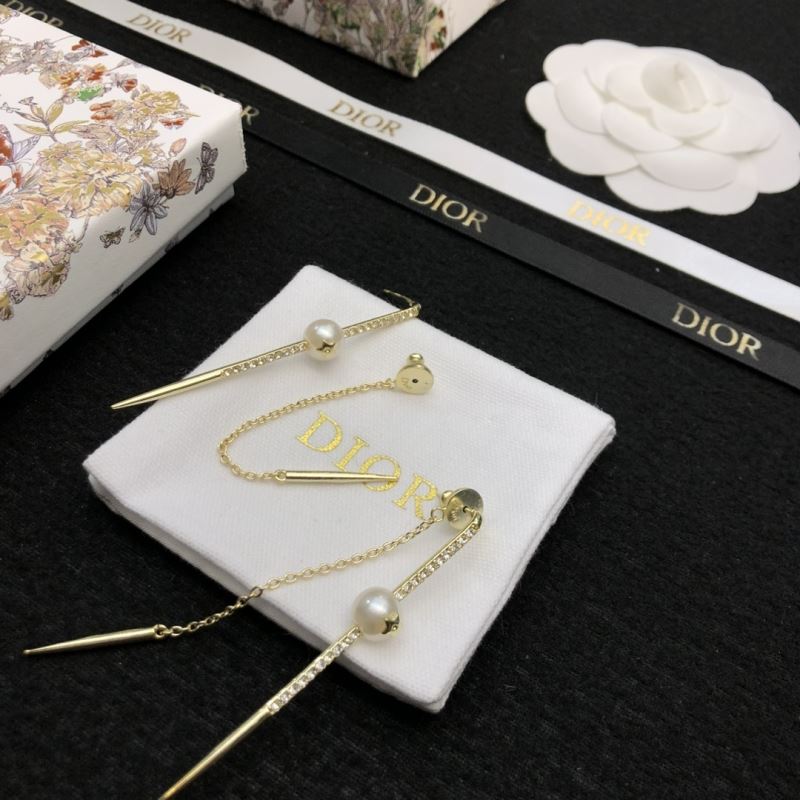 chr1st1an D10r earrings